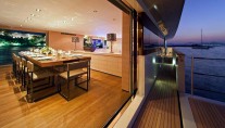 APACHE II -  Dining Terrace